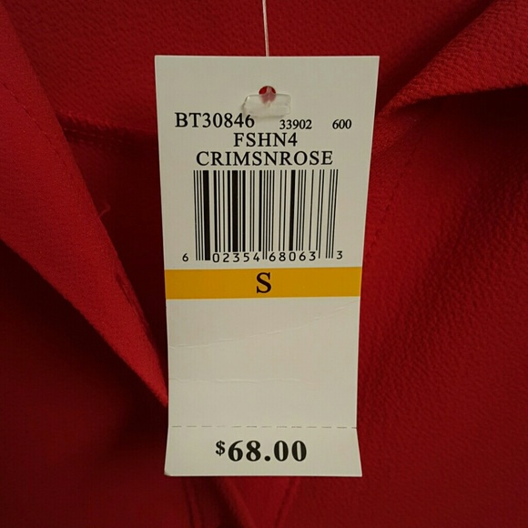 Cupio Crimson Tunic in Size Small - Picture 3 of 4